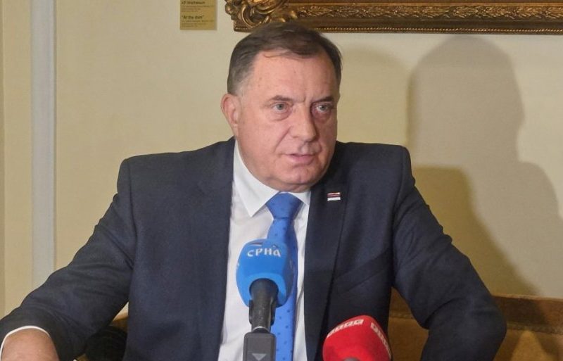 Dodik: Srbi u zajedničkim institucijama u Sarajevu trpe pritiske, Republika Srpska stoji iza njih i pruža zaštitu
