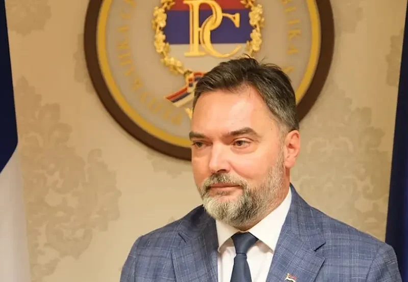 Konaković: Bošnjaci najviše zakinuti u raspodjeli vlasti, Košarac mu odgovara pitanjem o zastupljenosti Srba