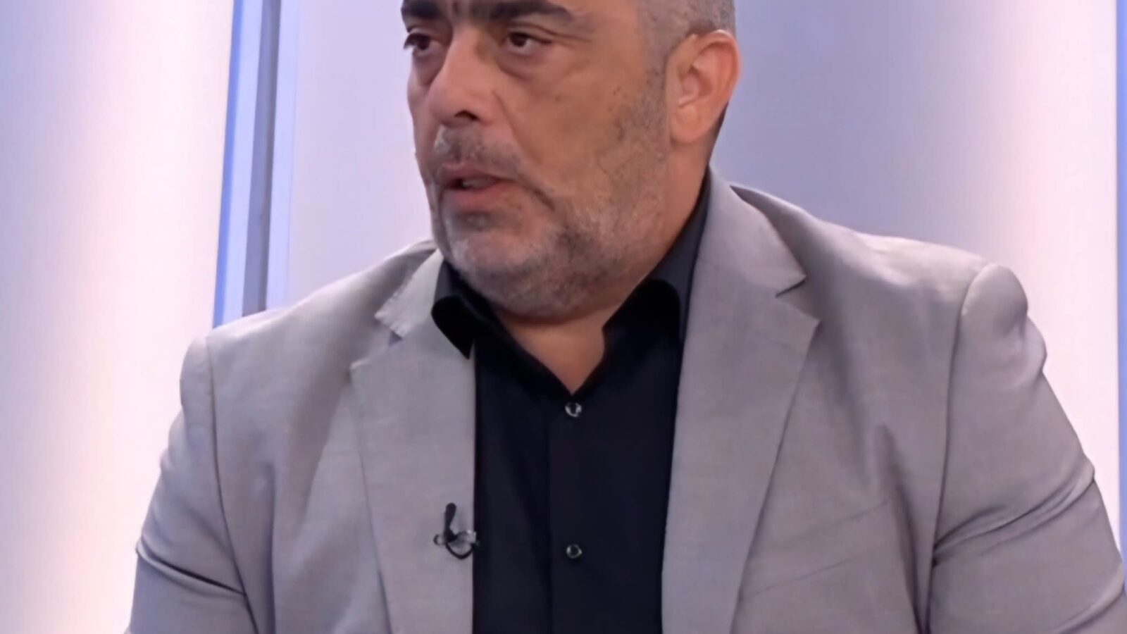 Srpska pred izbore: Mjuzikl bez muzike, ali s puno kostima – triologija 3.dio “GLASAČI”