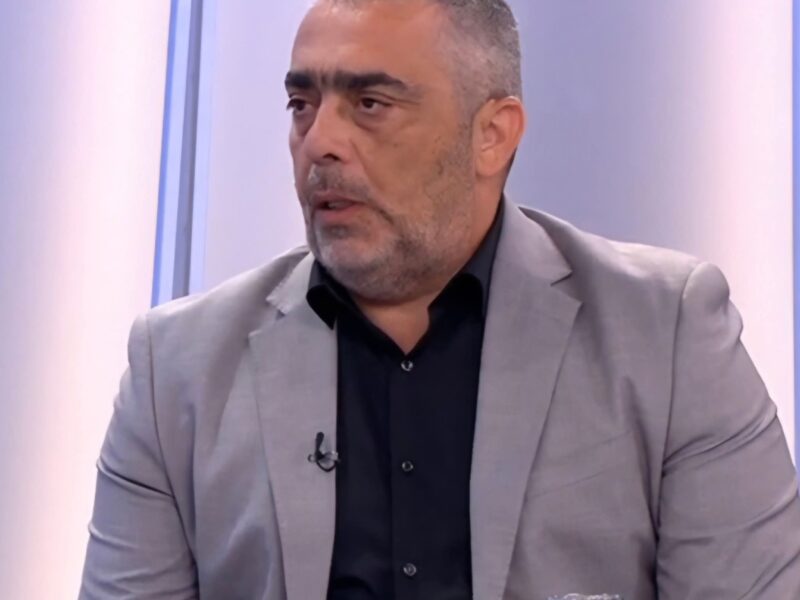 BOŽO MARIĆ: Srpska pred izbore – Mjuzikl bez muzike, ali s puno kostima