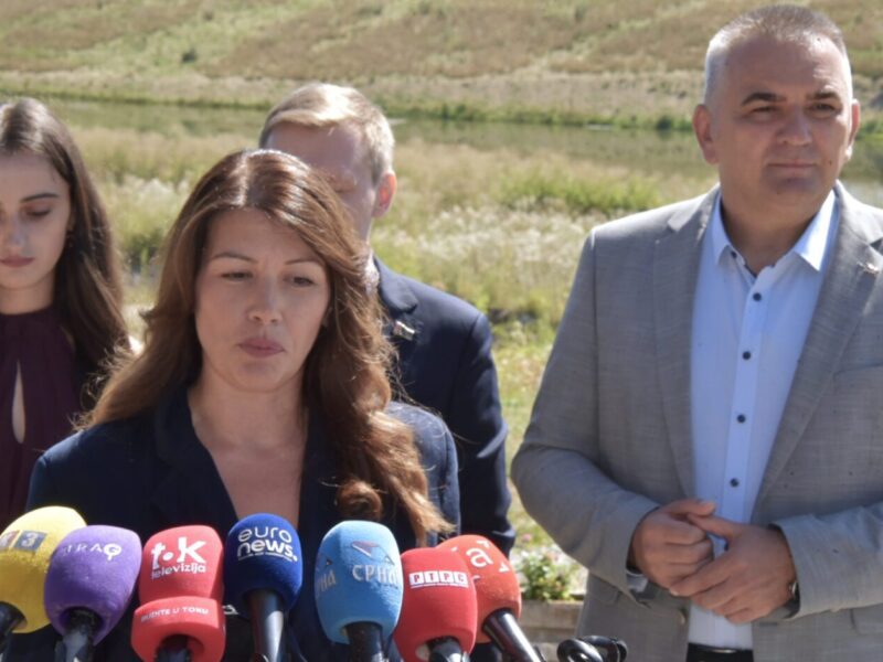 Kuzmić: Nabavka novih traktora pomoći će i opstanku mladih na selu