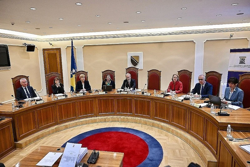 Ustavni sud RS presudio: Simboli tzv. Armije BiH zabranjeni ostaju — ali zakon o grobljima krši ravnopravnost naroda