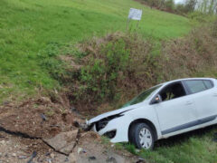 Tragedija kod Banjaluke: Poginuo mladić (23) nakon što je automobil sletio s puta u Potkozarju