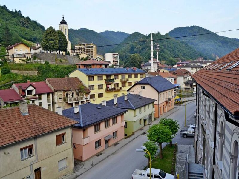 Novo zaoštravanje oko Srebrenice: Pavlović poručuje da opština pripada Republici Srpskoj, iz Memorijalnog centra govore o pritisku