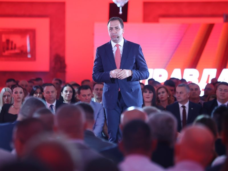 SELAK: „Porodica, pravda, ponos“ – za snažniju Republiku Srpsku