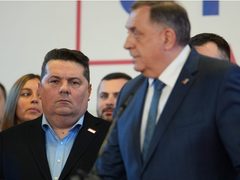 Nakon vijesti o zaoštrenim odnosima u vladajućoj koaliciji, Stevandić na konferenciji cilja CIK i Šmita, o SNSD-u ni riječi