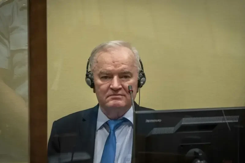 Preuzeto tijelo Ratka Mladića, večeras stiže u Srbiju