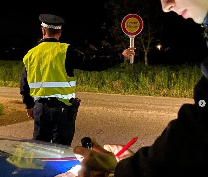 Pijan udario auto u Laktašima, pa napao policajce