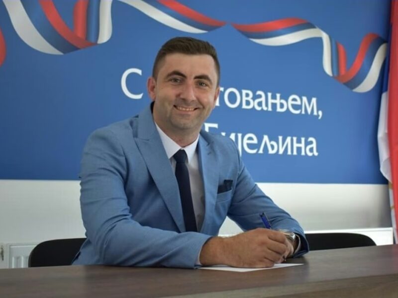Zbog podrške Vukanoviću: Ljubiša Petrović isključen iz SDS-a!