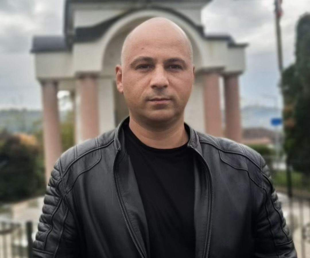 EKSKLUZIVNO (FOTO): Politička sječa u Stanarima – Načelnik gasi kulturu i sport i ostavlja trudnice i djecu poginulih boraca bez posla, dok administraciju puni stranačkim kadrom!