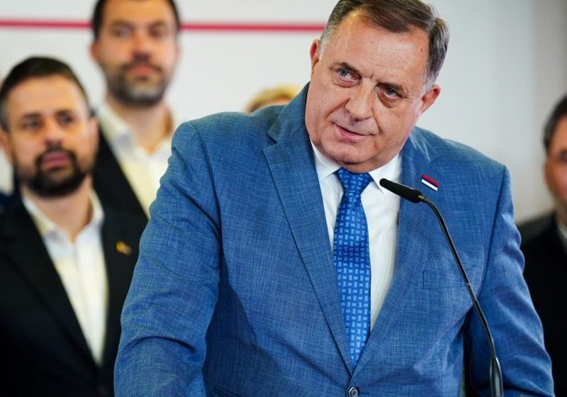 Novi Ustav Republike Srpske 9. januara: Dodik najavio plan