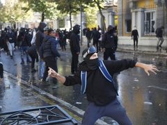 Policija u Tirani ispalila gumene metke na demonstrante