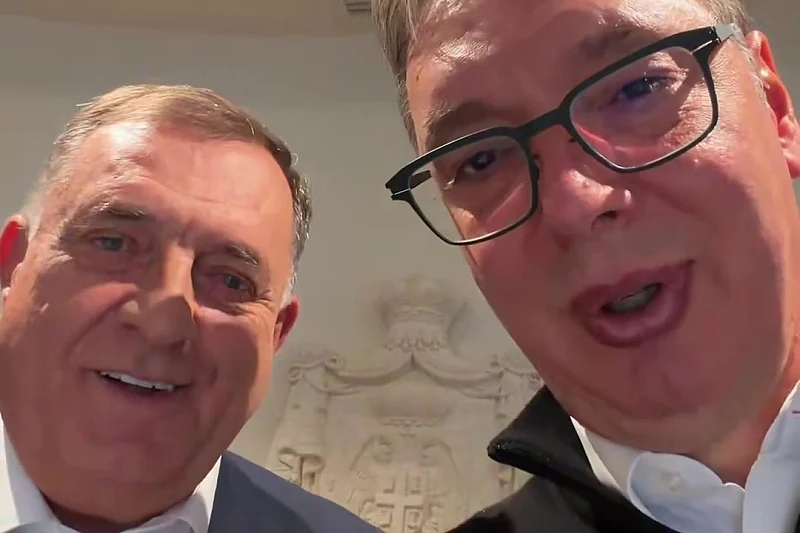 Vučić i Dodik se sastali u restoranu: „kujemo planove“