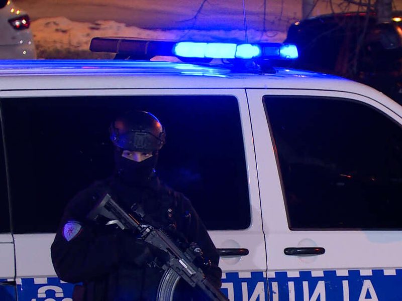 Pretresi na 8 lokacija: U toku velika policijska akcija u Doboju zbog droge